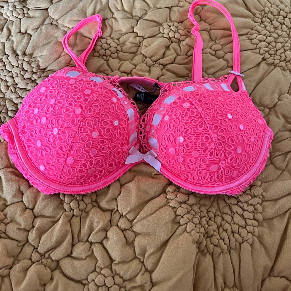 Sexy little thing push up bra